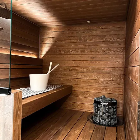 Rinnekoengaes - Ruka-pyhae 2x Skipass Included - Free Skibuss Doorstep - Renovated