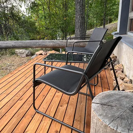 Rinnekoengaes - Ruka-pyhae 2x Skipass Included - Free Skibuss Doorstep - Renovated Ruka